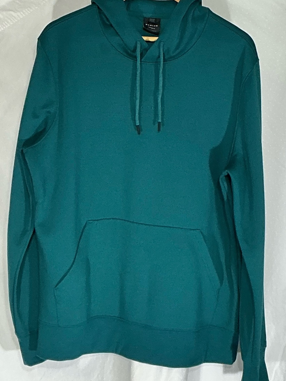 Oakley Performance Hoodie Men’s XL Teal Custom Fit Athletic Pullover Embroidered
